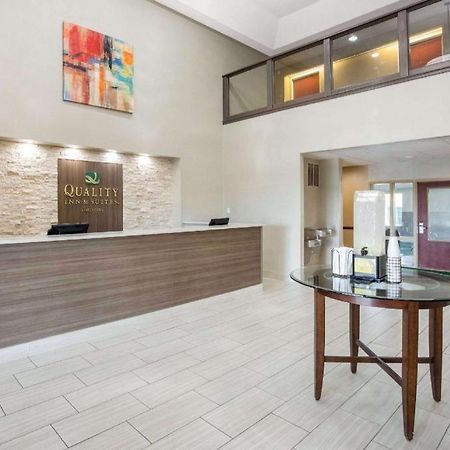 Quality Inn & Suites Arnold - St Louis エクステリア 写真
